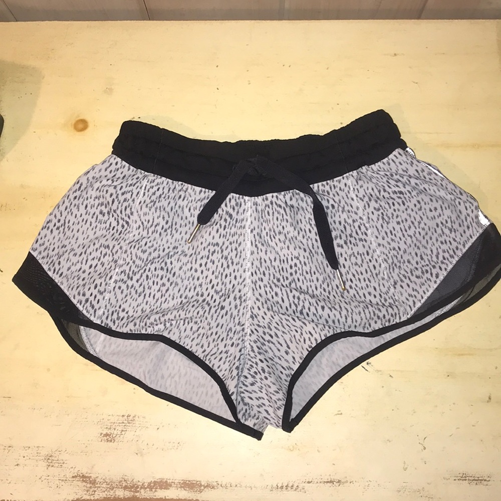 Lulu Lemon Hotty totty Shorts